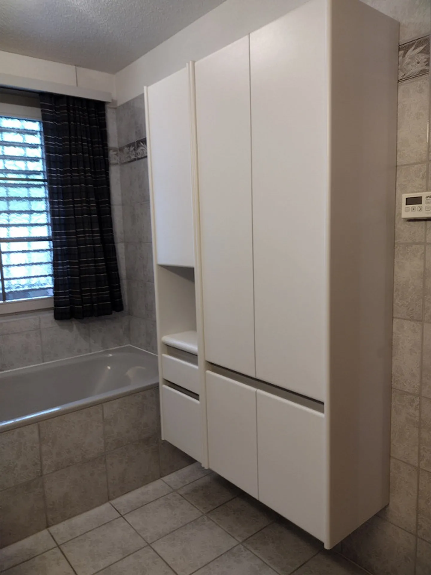 High-quality large 4.5 room apartment with top view and sunshine - Photo 29 of 29