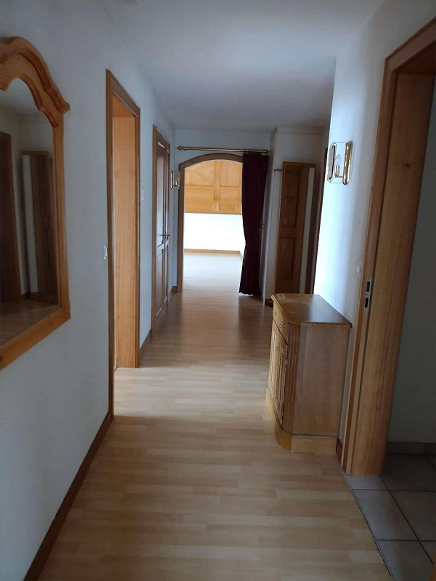 High-quality large 4.5 room apartment with top view and sunshine - Photo 25 of 29