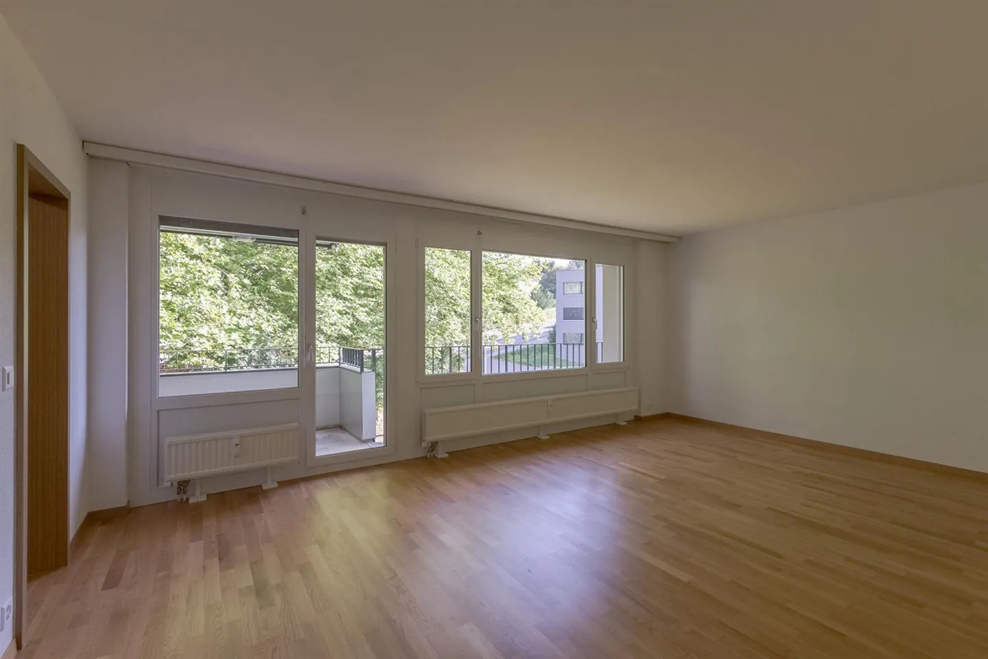 Charming 2.5-Room Apartment - Photo 5 of 6