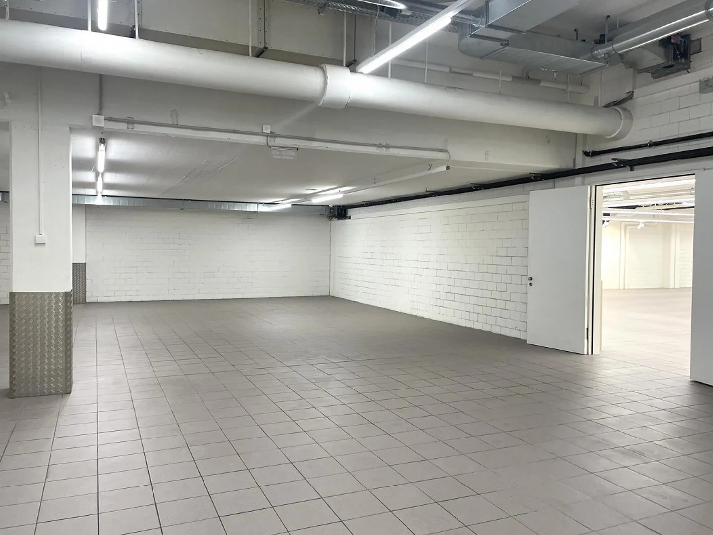 Spazio commerciale e di stoccaggio in affitto nel Stocker Center - Foto 4 di 5