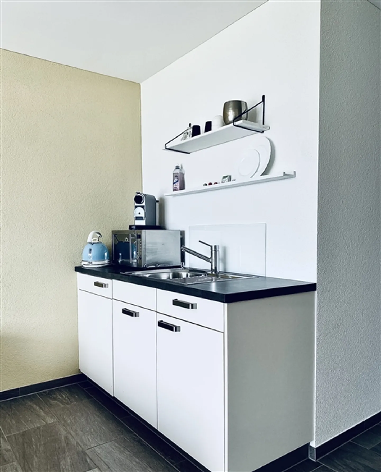 6 Room apartment - Photo 9 of 11