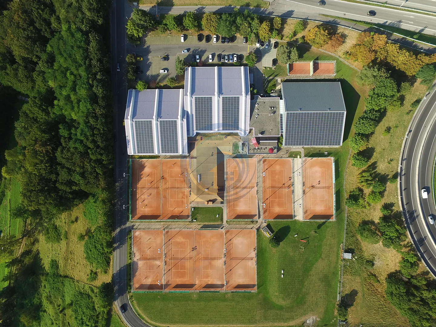 OPPORTUNITÉ : LOCAL COMMERCIAL/RESTAURANT À LOUER À ST-LÉGIER - Photo 2 sur 13