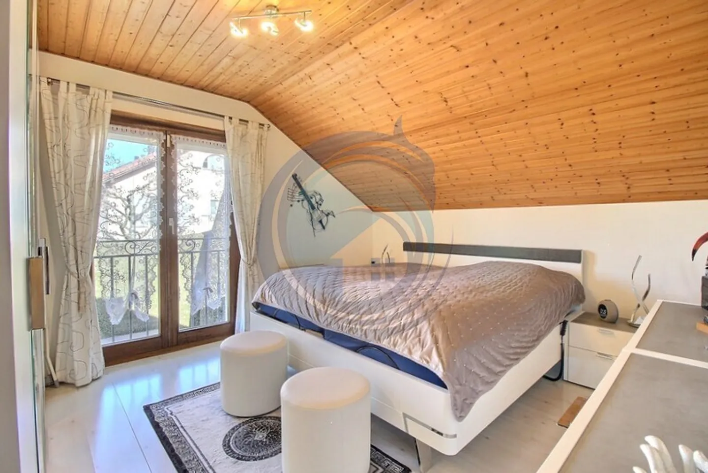 VILLA SEMI-INDIPENDENTE DI 4.5 LOCALI CON SPAZIOSA TERRAZZA - Foto 12 di 17