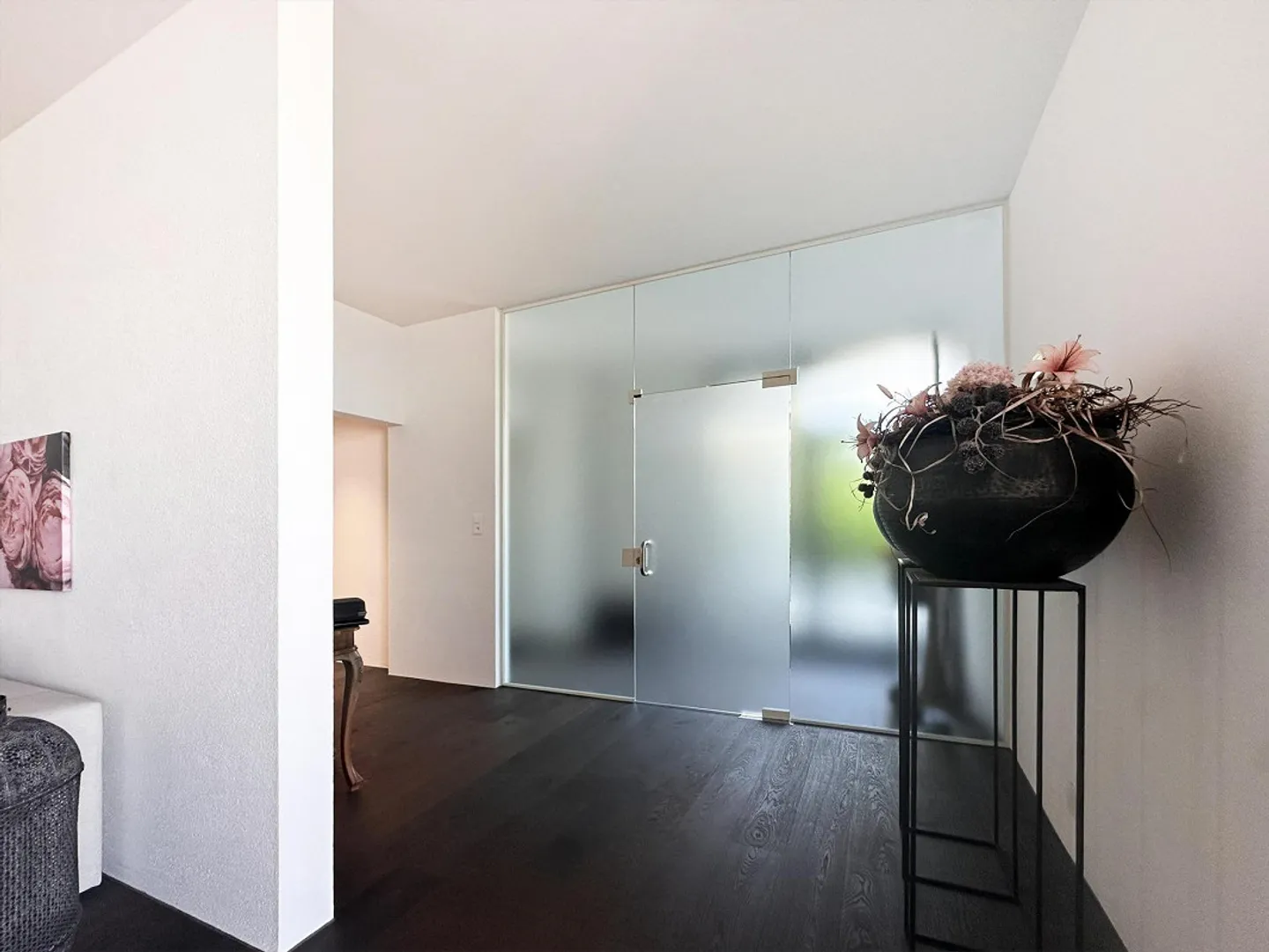 4.5-Room Terrace House with Stunning Lake View in Rorschacherberg - Photo 9 of 12