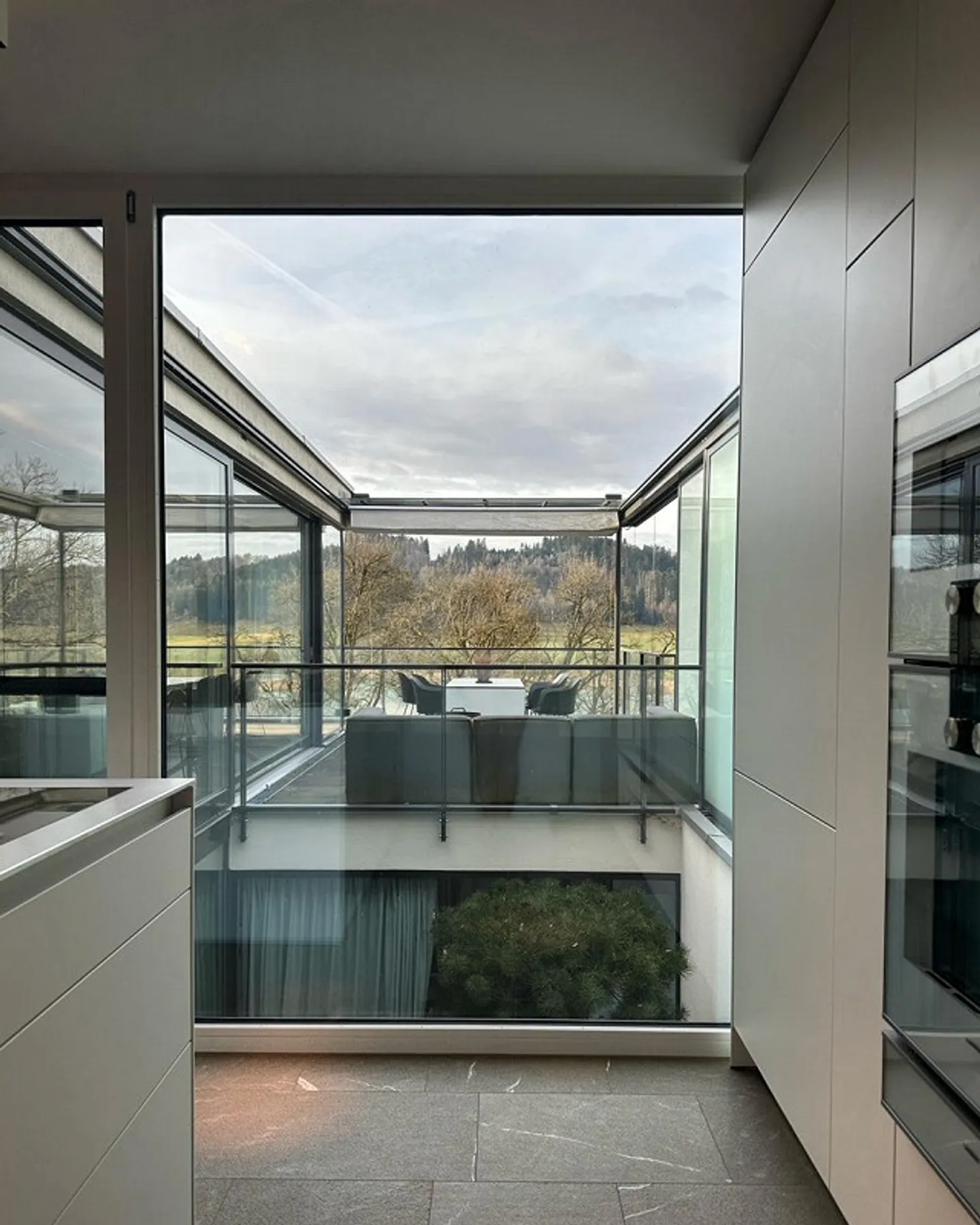 Architektur trifft Ruhe und Weitsicht - Foto 5 von 28