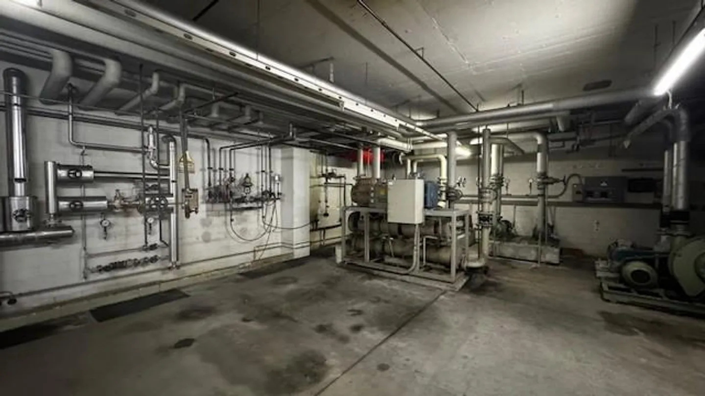 ZUM VERKAUF GROSSER WARENHANDLUNG/GEWERBLICHES/INDUSTRIELLES LAGER - Foto 10 von 10