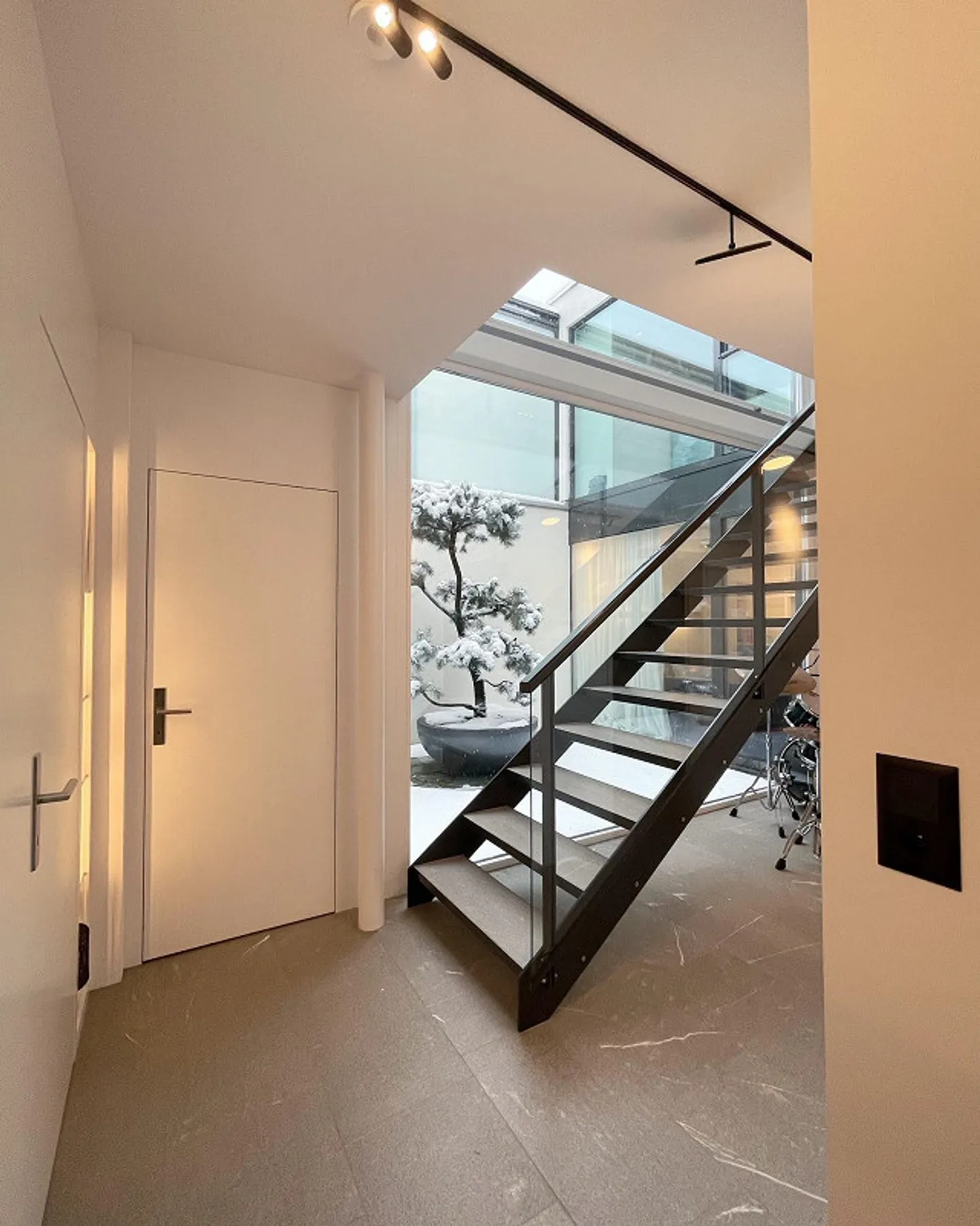 Architektur trifft Ruhe und Weitsicht - Foto 13 von 28