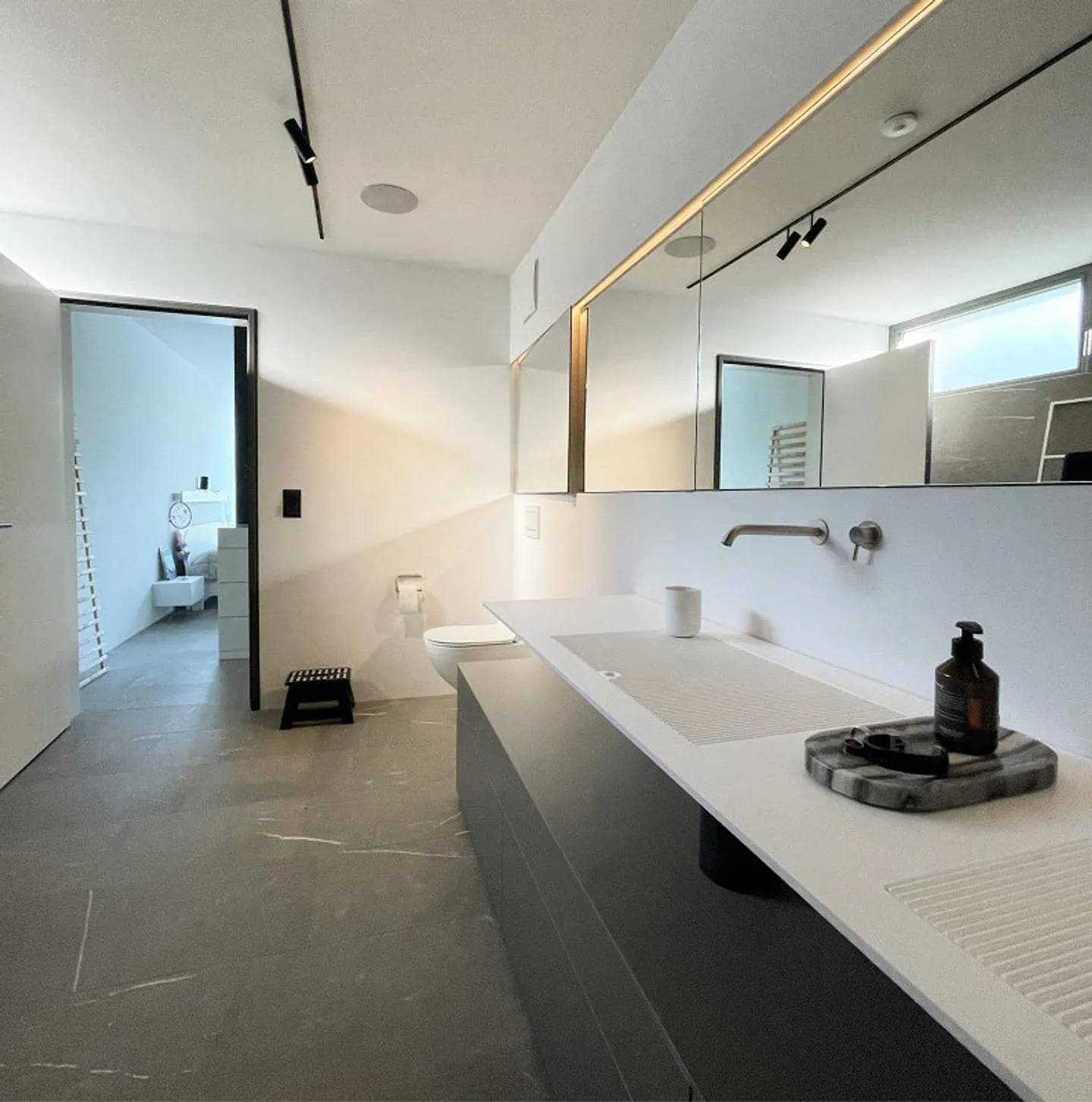 Architektur trifft Ruhe und Weitsicht - Foto 14 von 28