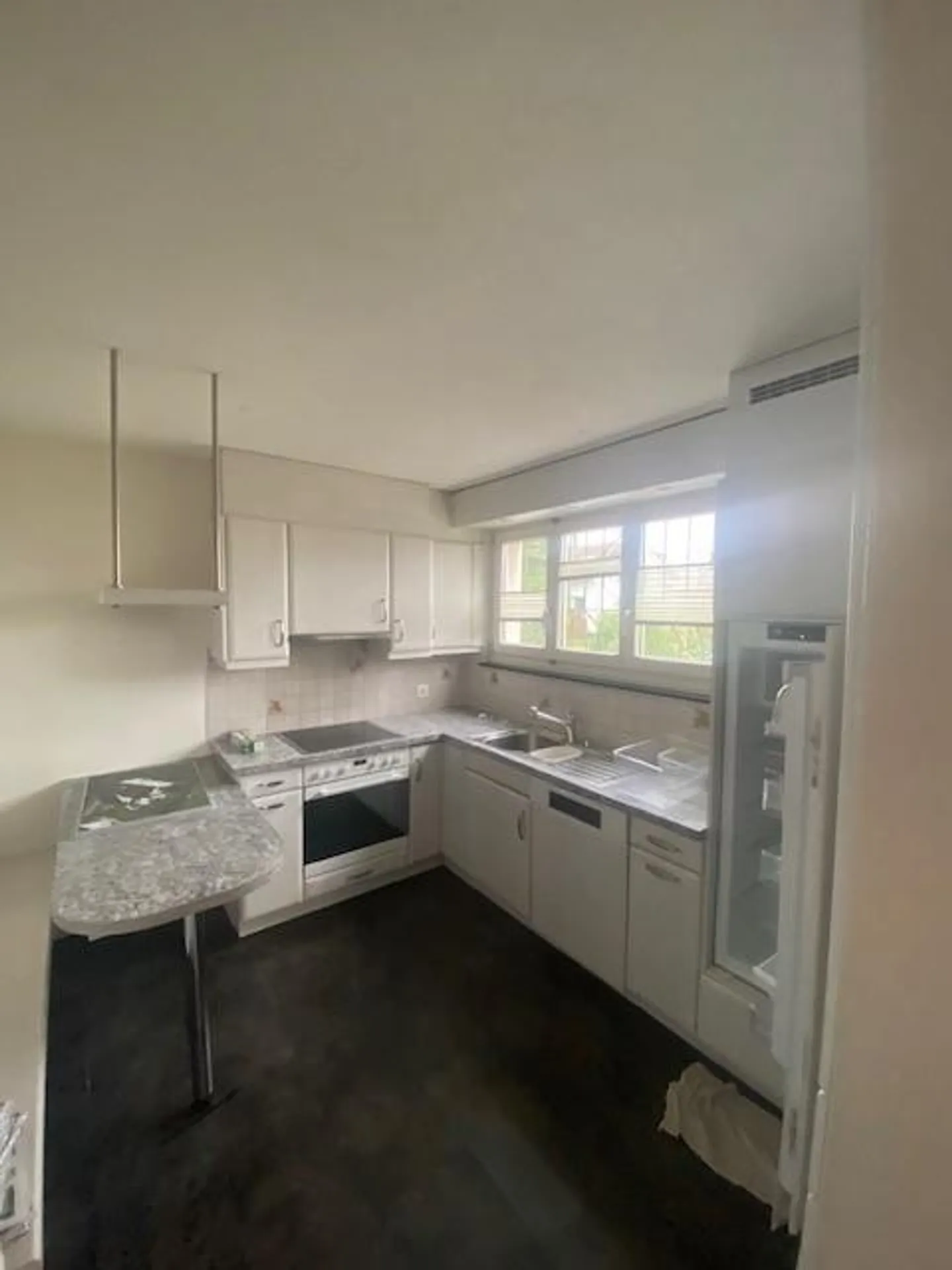 Temporary living in a single-family house with a large garden - Photo 3 of 13