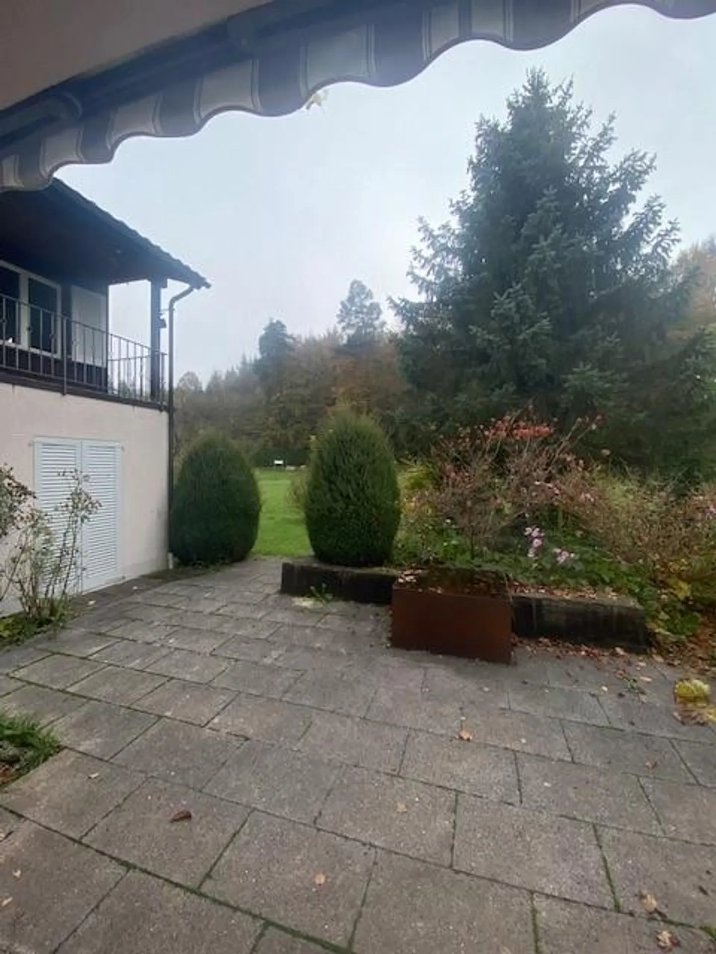 Temporary living in a single-family house with a large garden - Photo 7 of 13