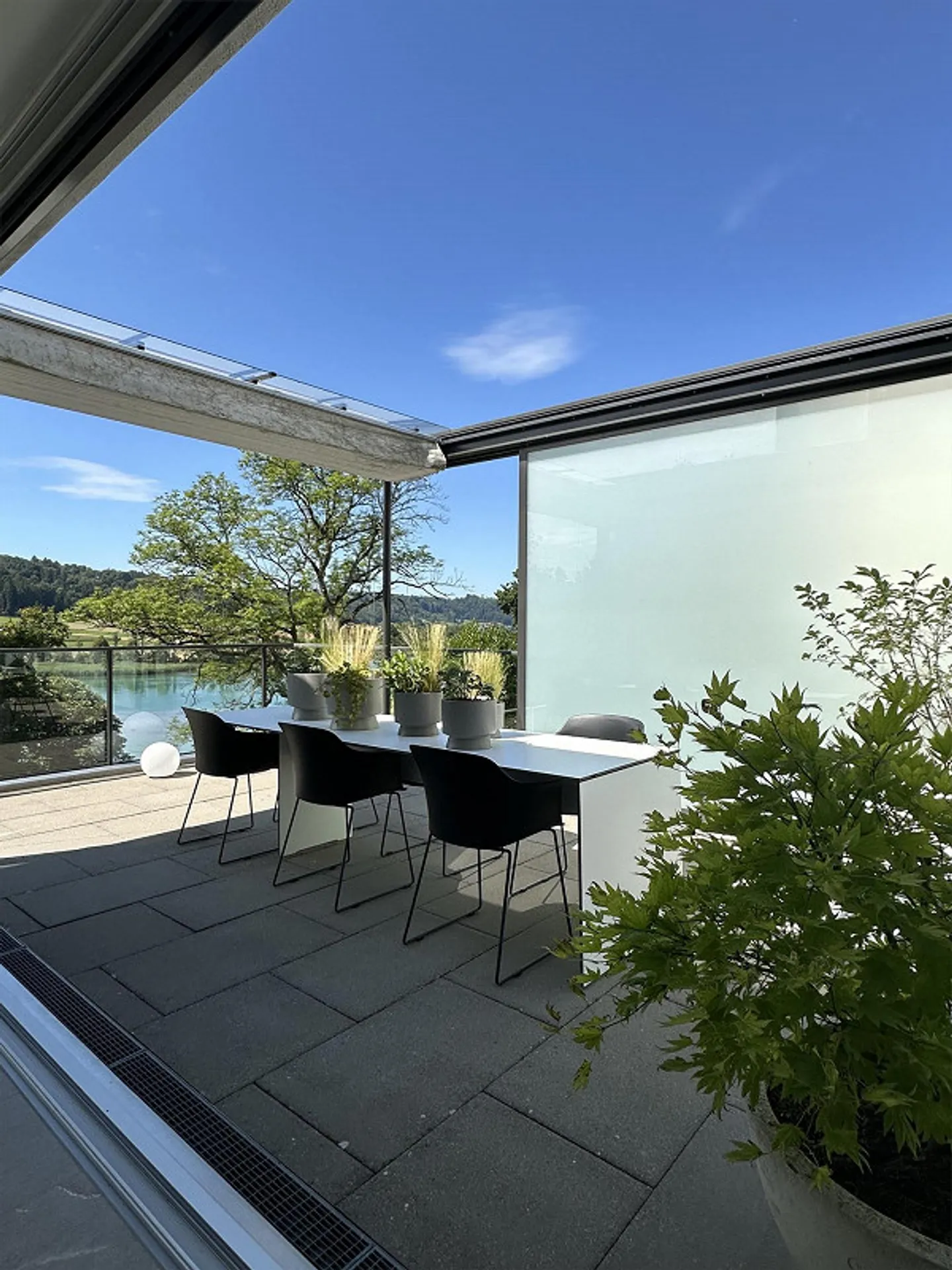 Architektur trifft Ruhe und Weitsicht - Foto 20 von 28