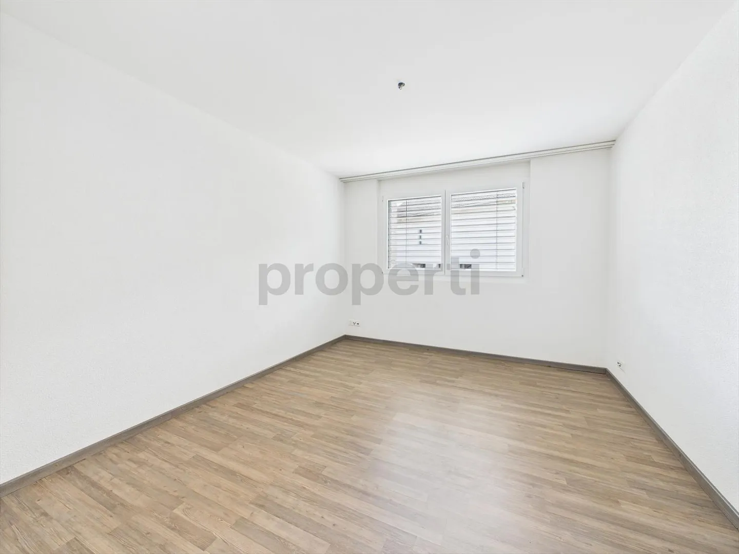 Spacious Townhouse with Garden and Balcony in Schübelbach - Photo 10 of 13