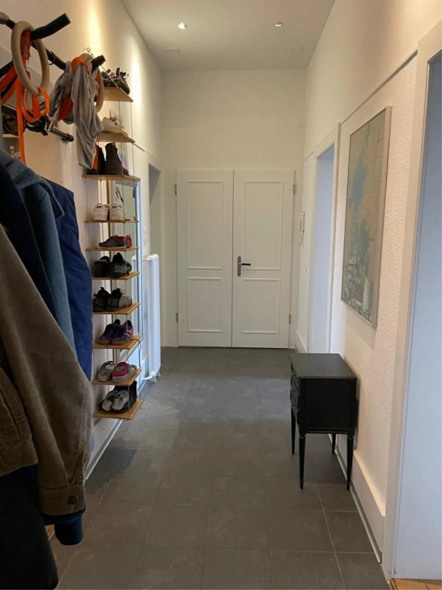 Beautiful old apartment in Bern - Photo 2 of 6