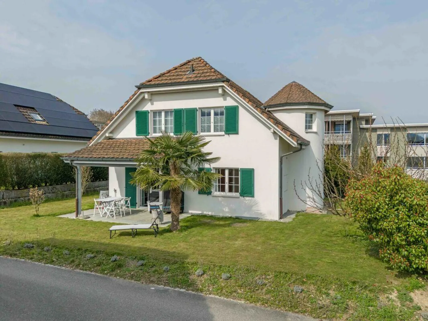 Gehobenes 5.5-Zimmer-Einfamilienhaus an ruhiger, begehrter Wohnlage! - Foto 1 von 15