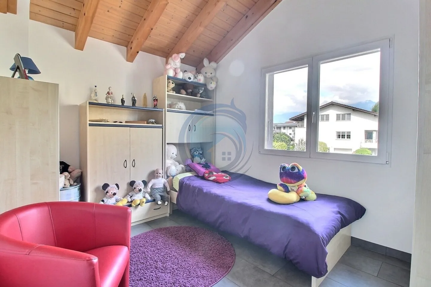 Charming Semi-Detached House with 7.5 Rooms - Photo 18 of 19