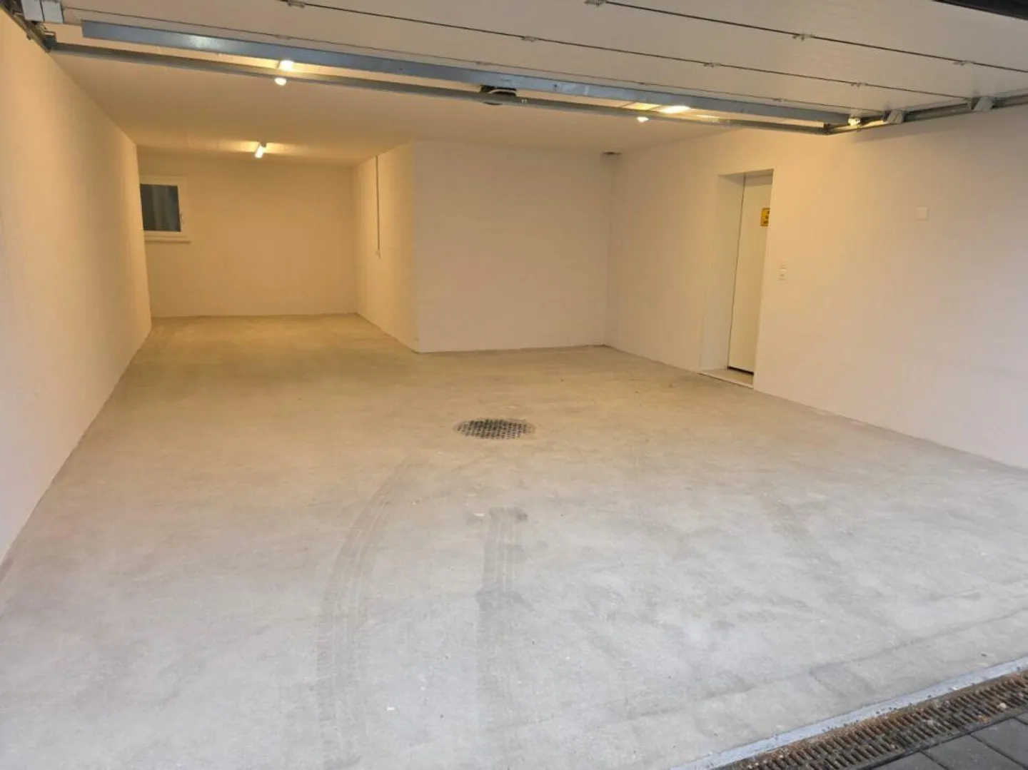 À vendre à 8362 Itaslen, nouvelle maison de ville 5½ pièces, dans un emplacement calme et ensoleillé adjacent à la zone agricole ! - Photo 25 sur 26