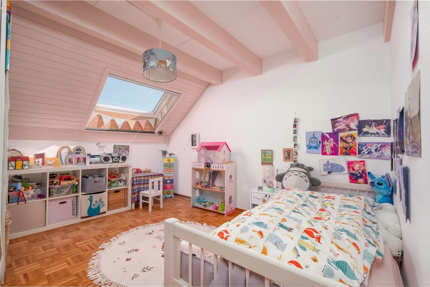 Charming Townhouse in Donneloye - Photo 8 of 12
