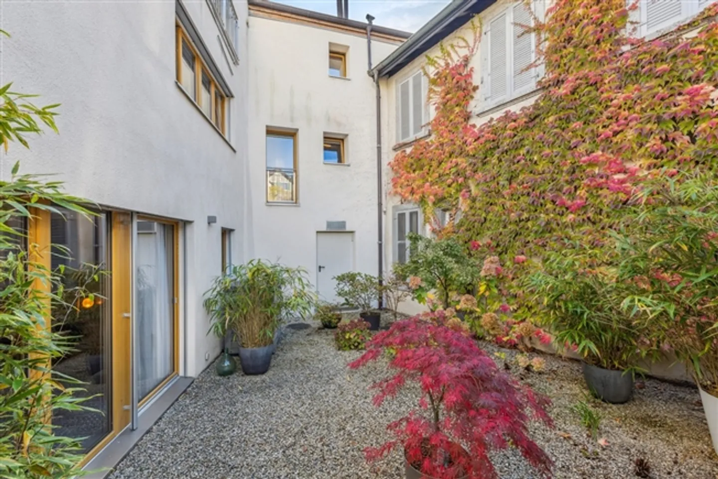 Maisonette in perfect condition with terrace and garden - Photo 10 of 13