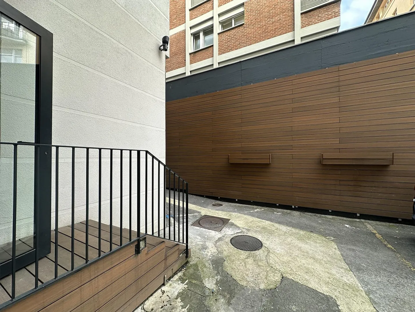 FOR RENT: SPACE WITH WINDOW IN CENTRAL LUGANO - Photo 6 of 9