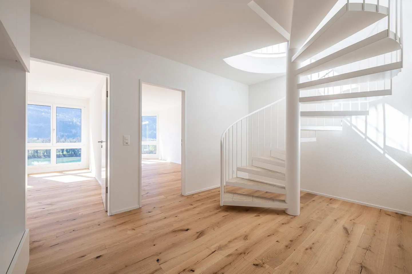 Residenza sul lago di Walen - nuovo e stiloso - Foto 5 di 8