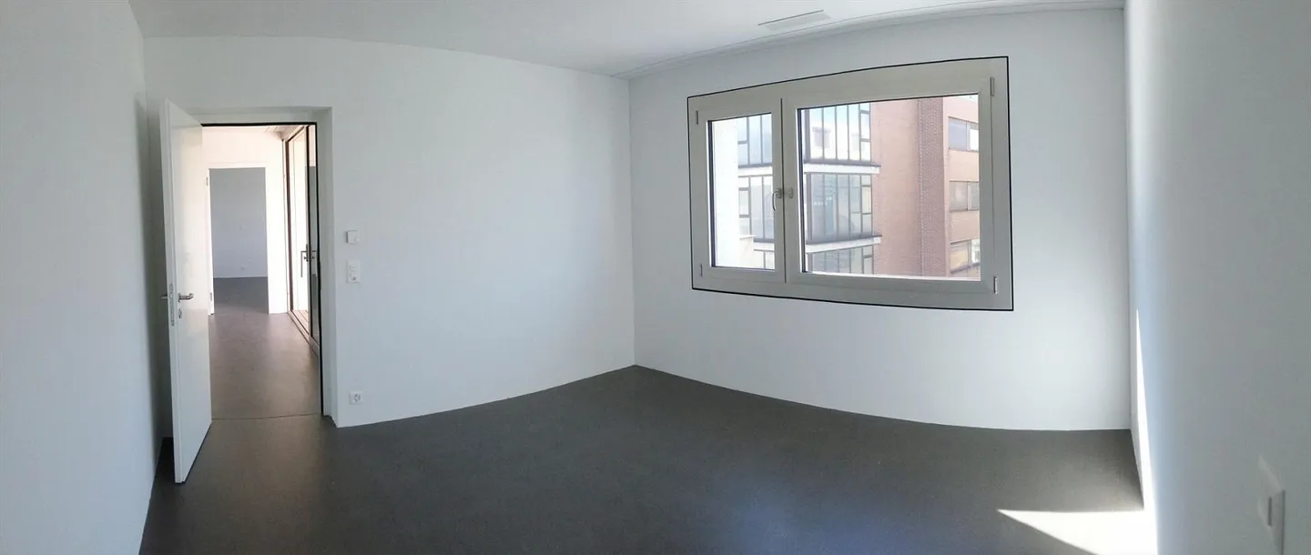 Unique 4.5-room apartment (136 m²) with large loggia & stunning view - Photo 6 of 27