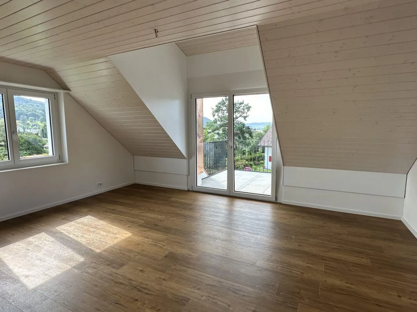 Nouvelle construction - beau logement dans un emplacement central - Photo 2 sur 8