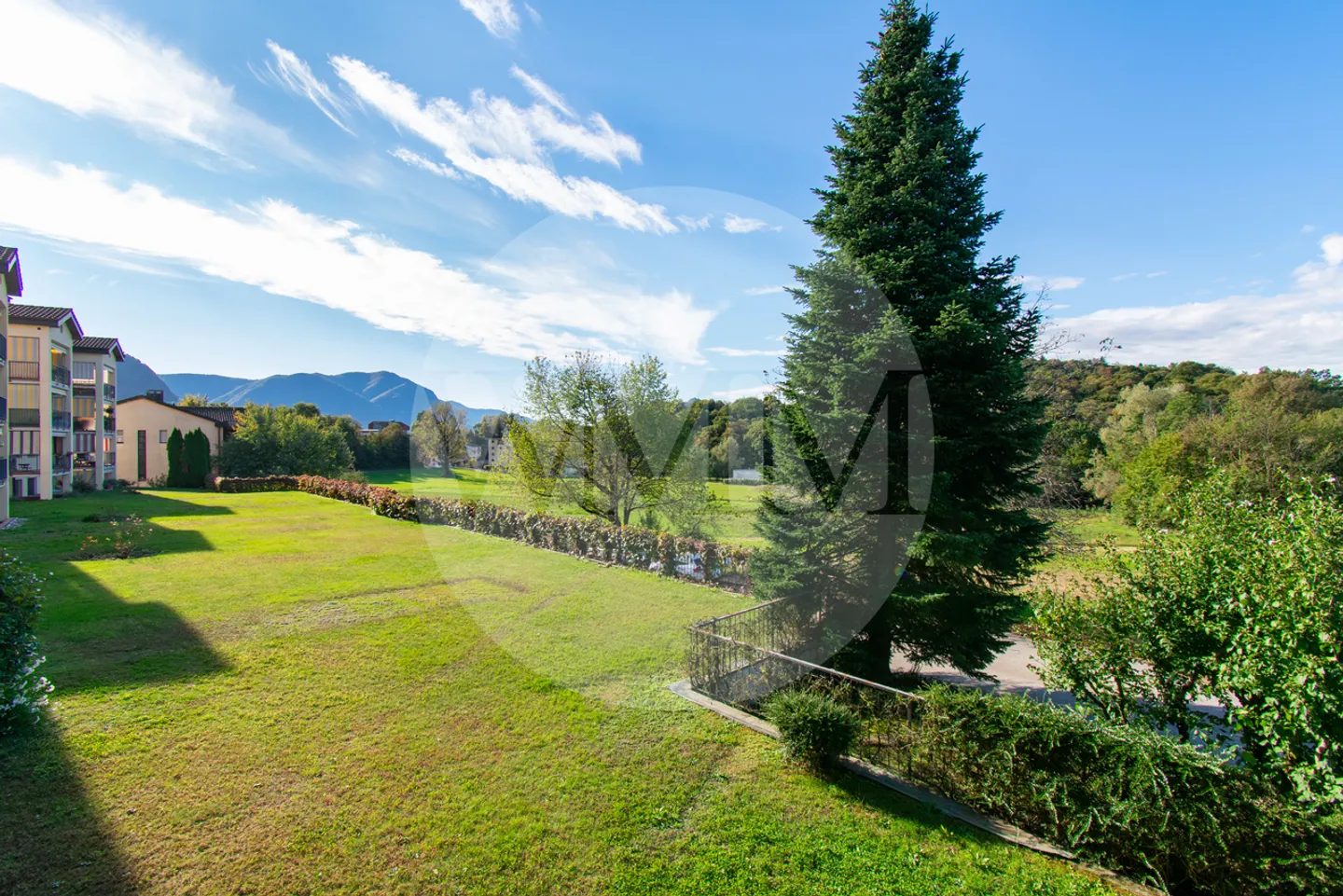 AMPIO DUPLEX CON BELLA VISTA APERTA - Foto 1 di 13