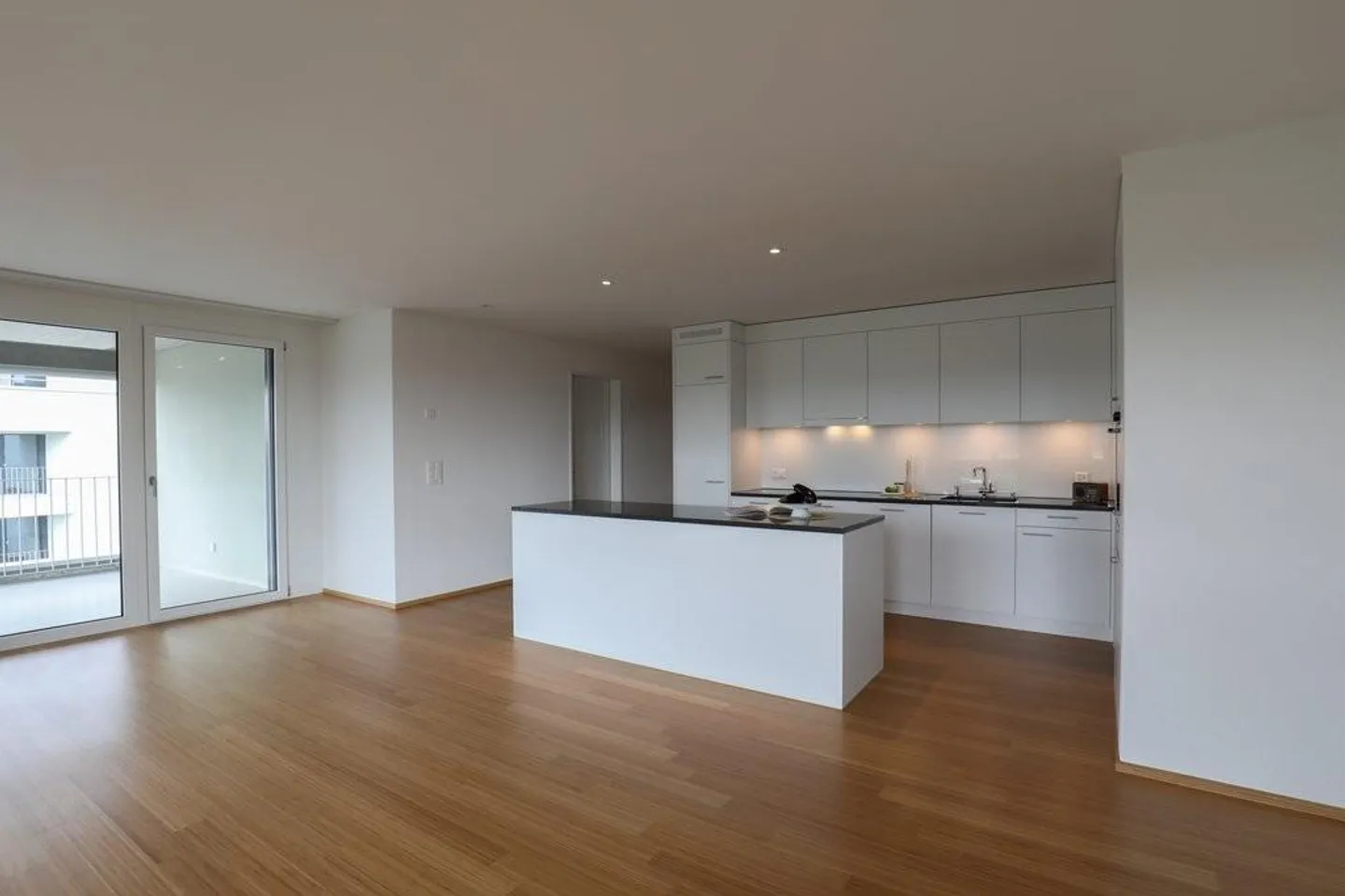Modernes Apartment in der Natur - Foto 4 von 11