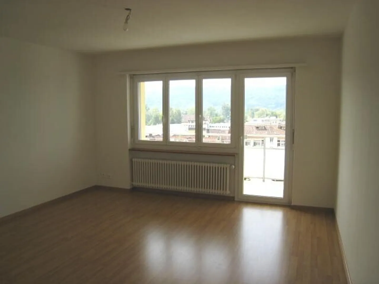 Appartement confortable avec charme - Photo 2 sur 6