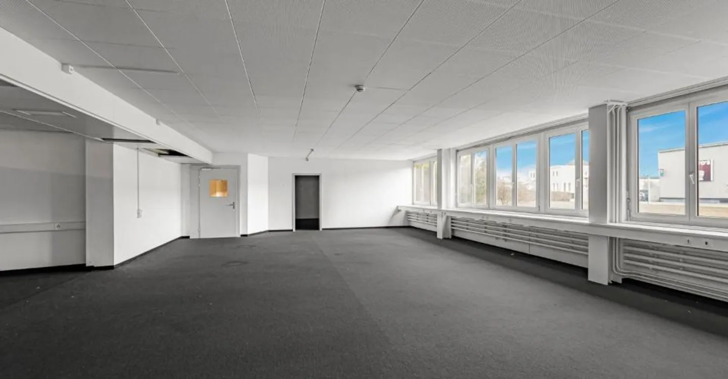 Gewerbeliegenschaft mit Potenzial - Foto 7 von 12