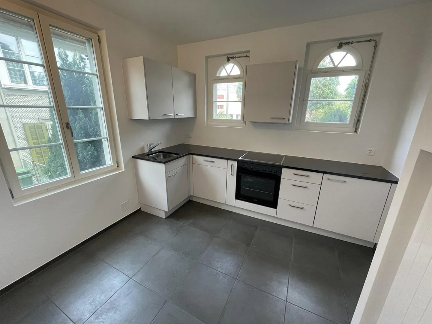 Appartamento ristrutturato in edificio storico con fascino - Foto 2 di 11