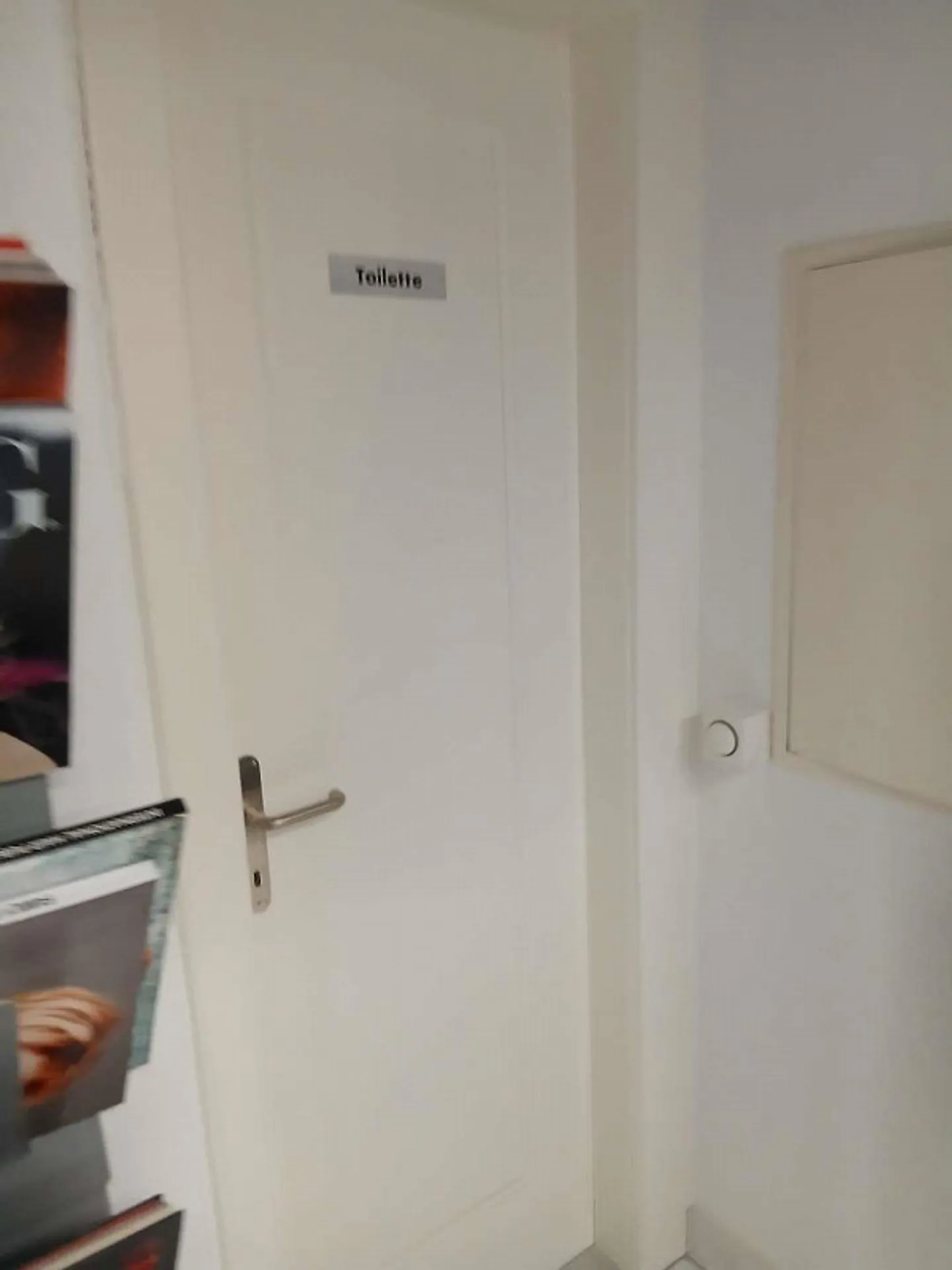 Your commercial space in the middle of Uster with 6 parking spaces - Photo 5 of 9