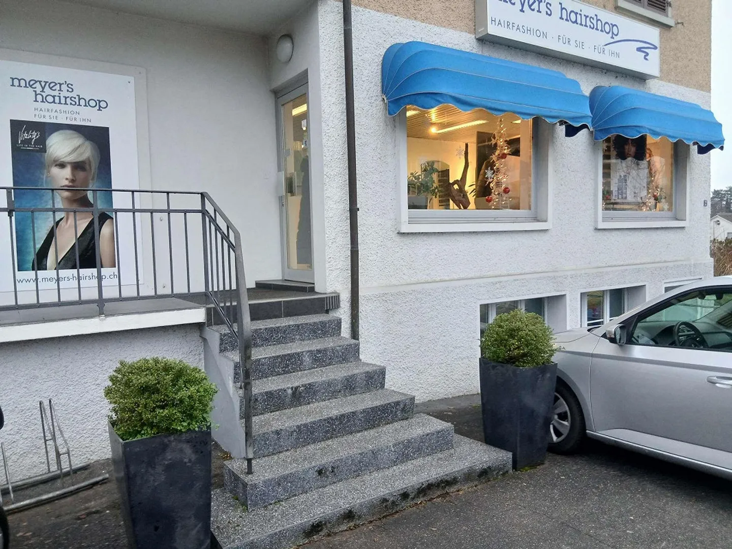 Your commercial space in the middle of Uster with 6 parking spaces - Photo 2 of 9