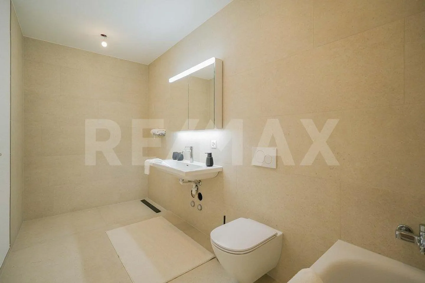 Appartement de 4.5 pièces - PREMIÈRE LOCATION BLAIE Frick - Photo 9 sur 13