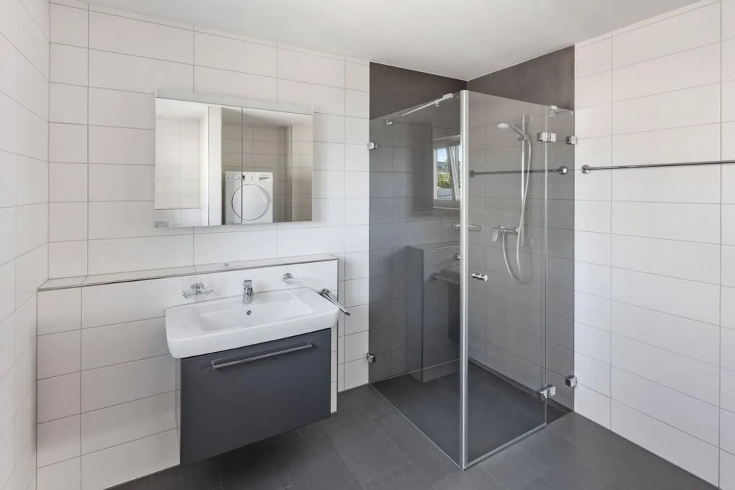 Moderne 5.5 Zimmer-Wohnung - Foto 5 von 9