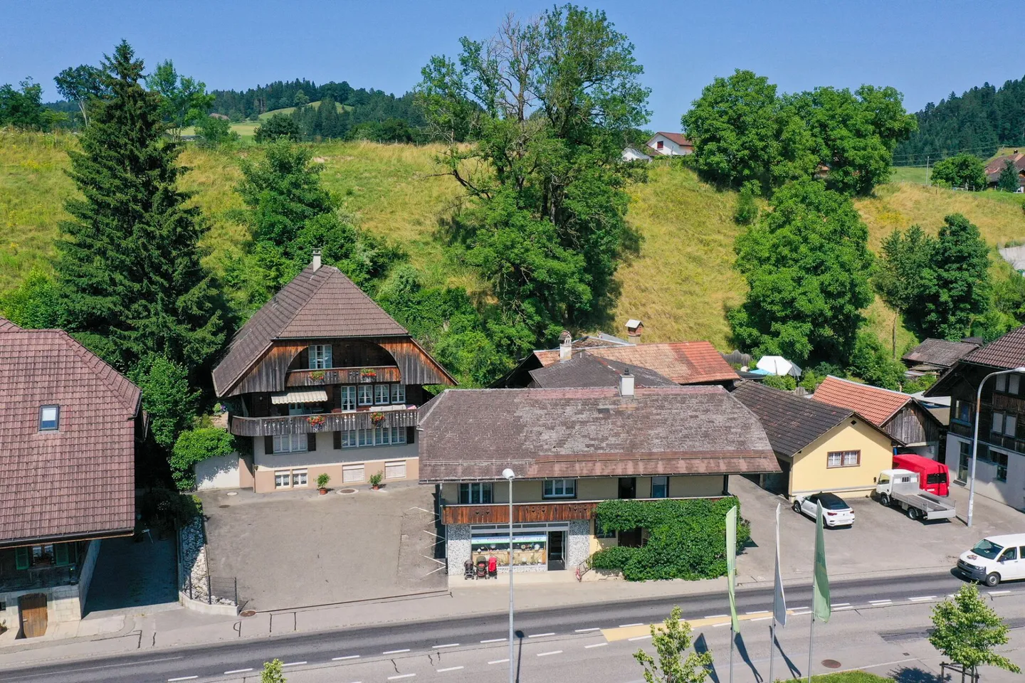 Habitat, Commerce, Magasin, Espaces de Loisirs - Photo 2 sur 20