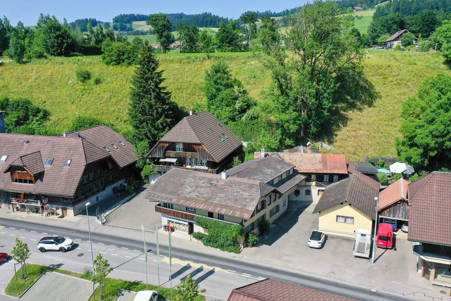 Habitat, Commerce, Magasin, Espaces de Loisirs - Photo 1 sur 20