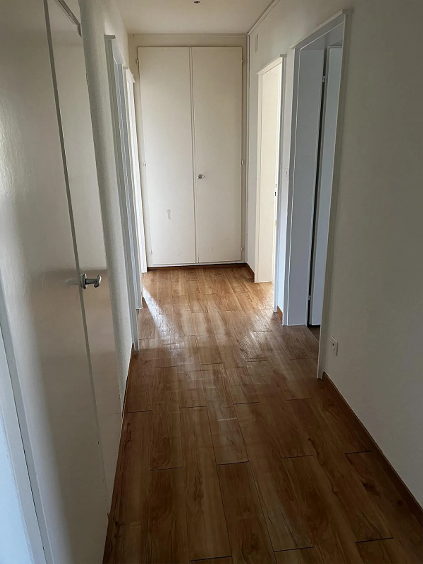 Rooms for Rent in Oberengstringen - Photo 13 of 15