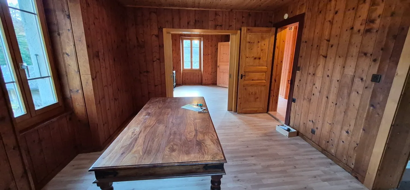 Appartamento di 3 stanze in una vecchia casa di villaggio - Foto 3 di 13