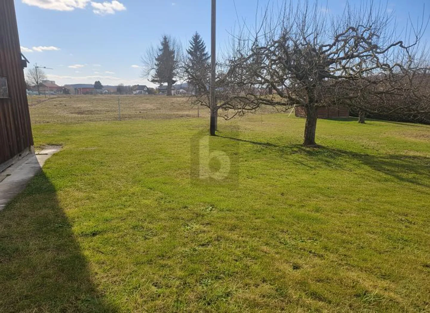 RUHIG UND NAHE AN DEN ANNEHMLICHKEITEN - Foto 5 von 6