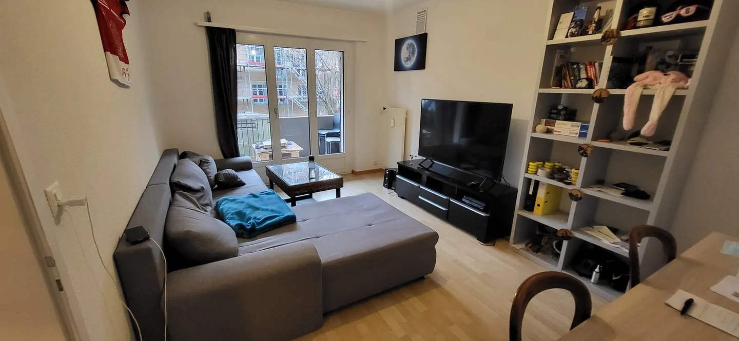 3-room apartment on the high ground floor with balcony in Biel - Photo 10 of 19