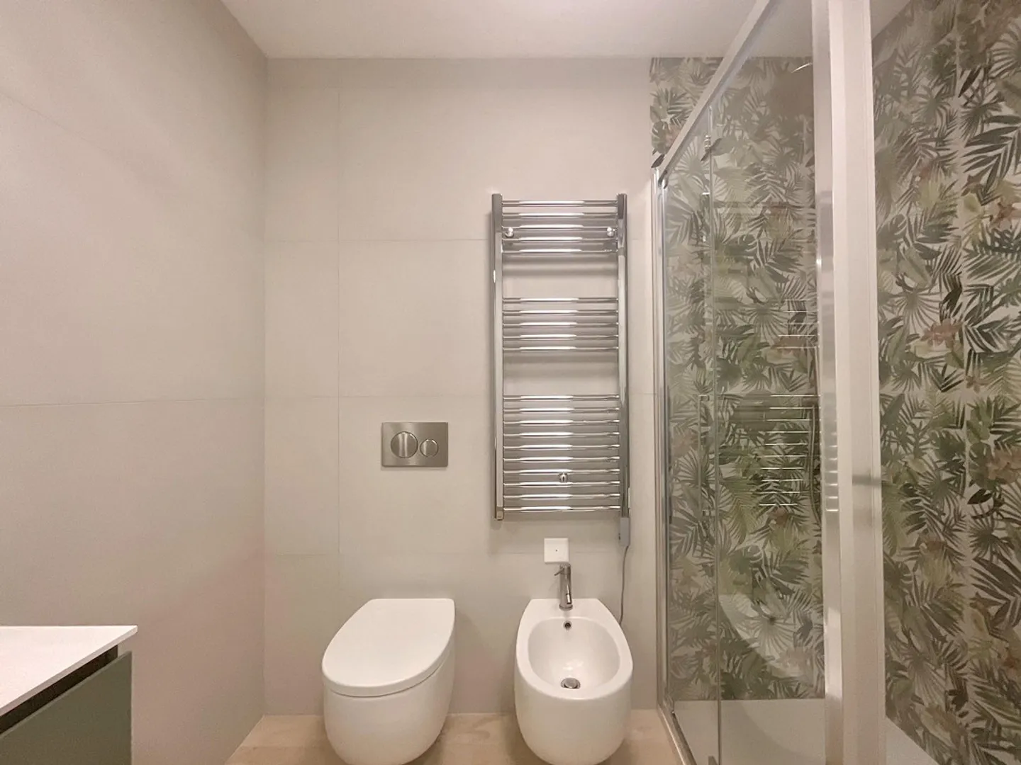 Appartamento moderno con grande terrazza - Foto 7 di 9