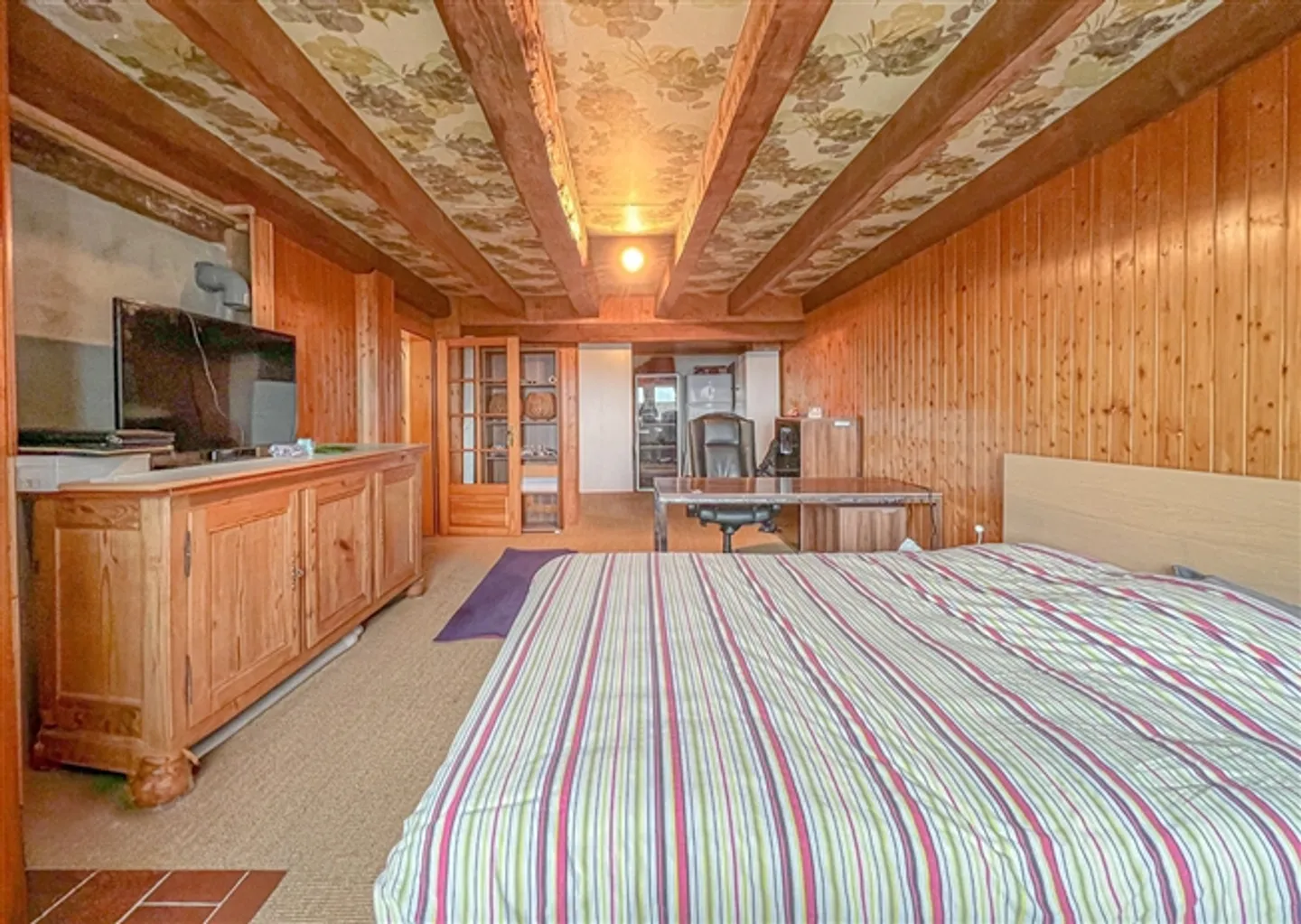 Semi-Detached House with Beautiful Hall, Garden and Terrace - Photo 7 of 18