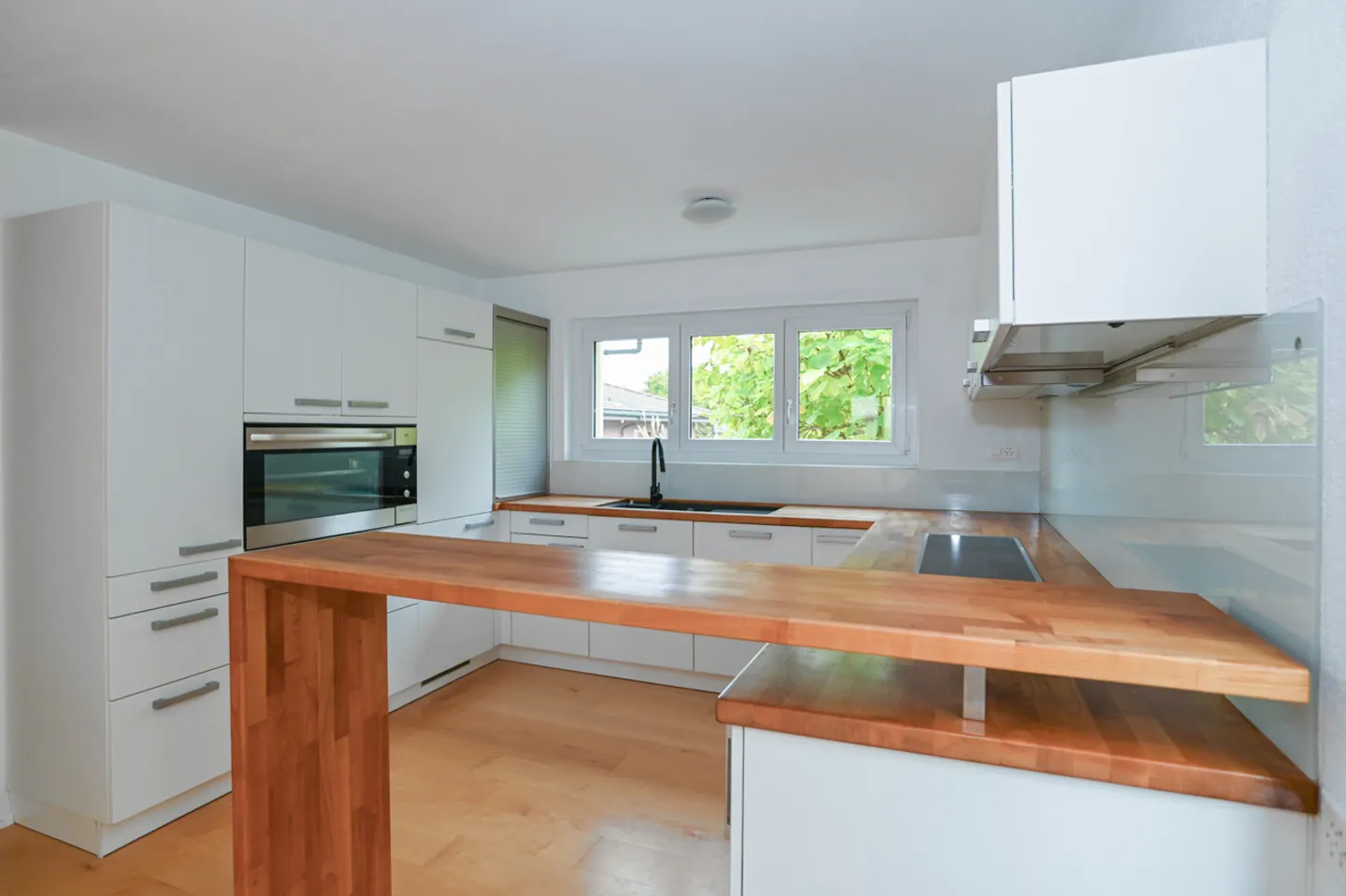 Living happiness without renovation stress - Move in and feel good - Photo 4 of 16