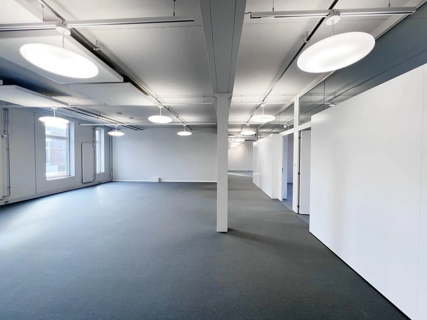 Spazi commerciali locali in affitto a Boujean? Flessibilità e accessibilità - Foto 8 di 13