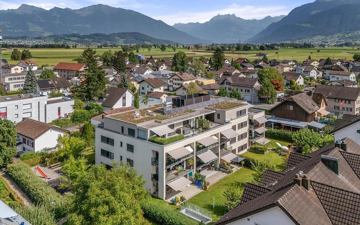 Moderne, helle 4 1/2-Zimmer-Wohnung mit schöner Terrasse - Foto 1 von 18