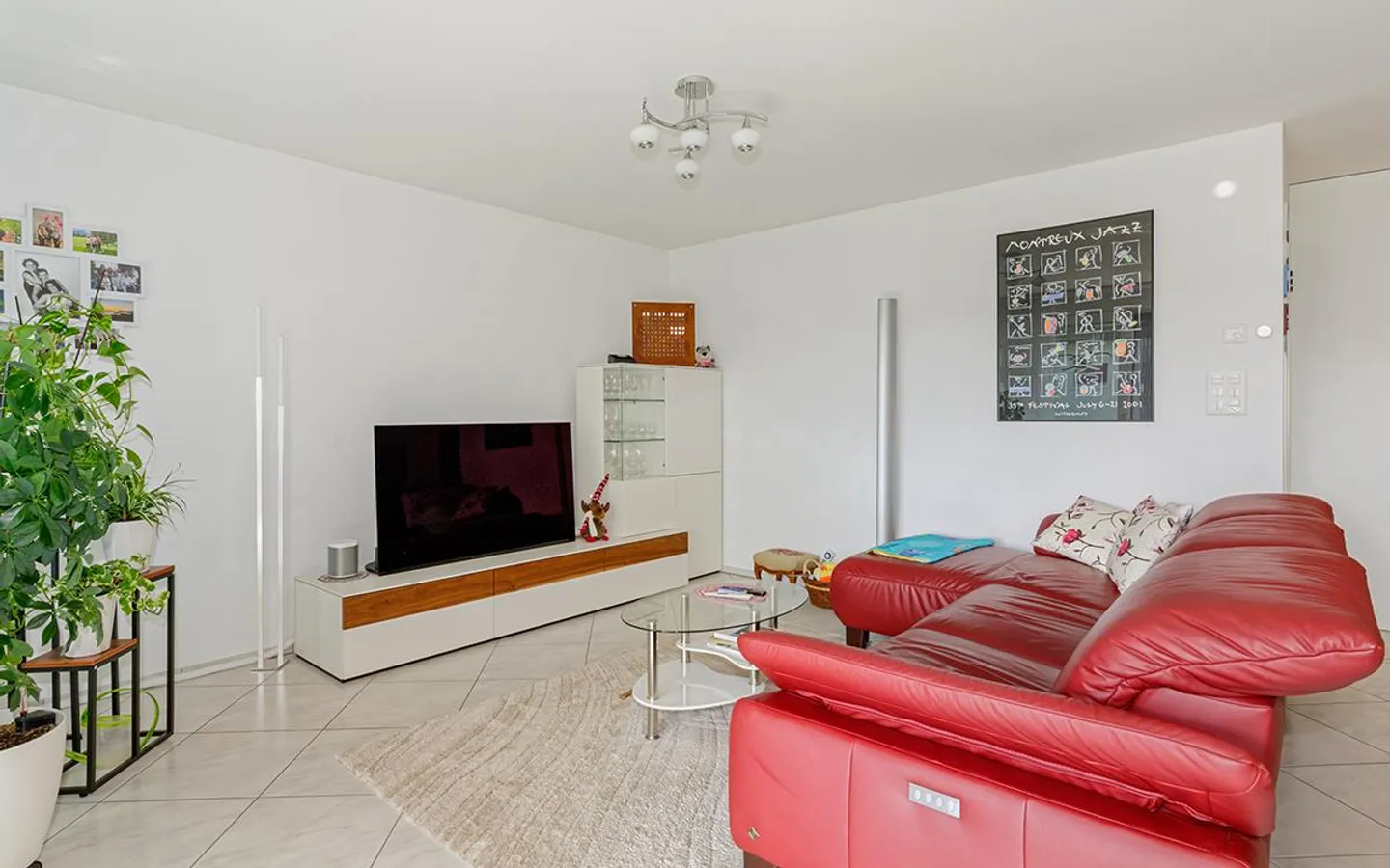 Moderne, helle 4 1/2-Zimmer-Wohnung mit schöner Terrasse - Foto 5 von 18