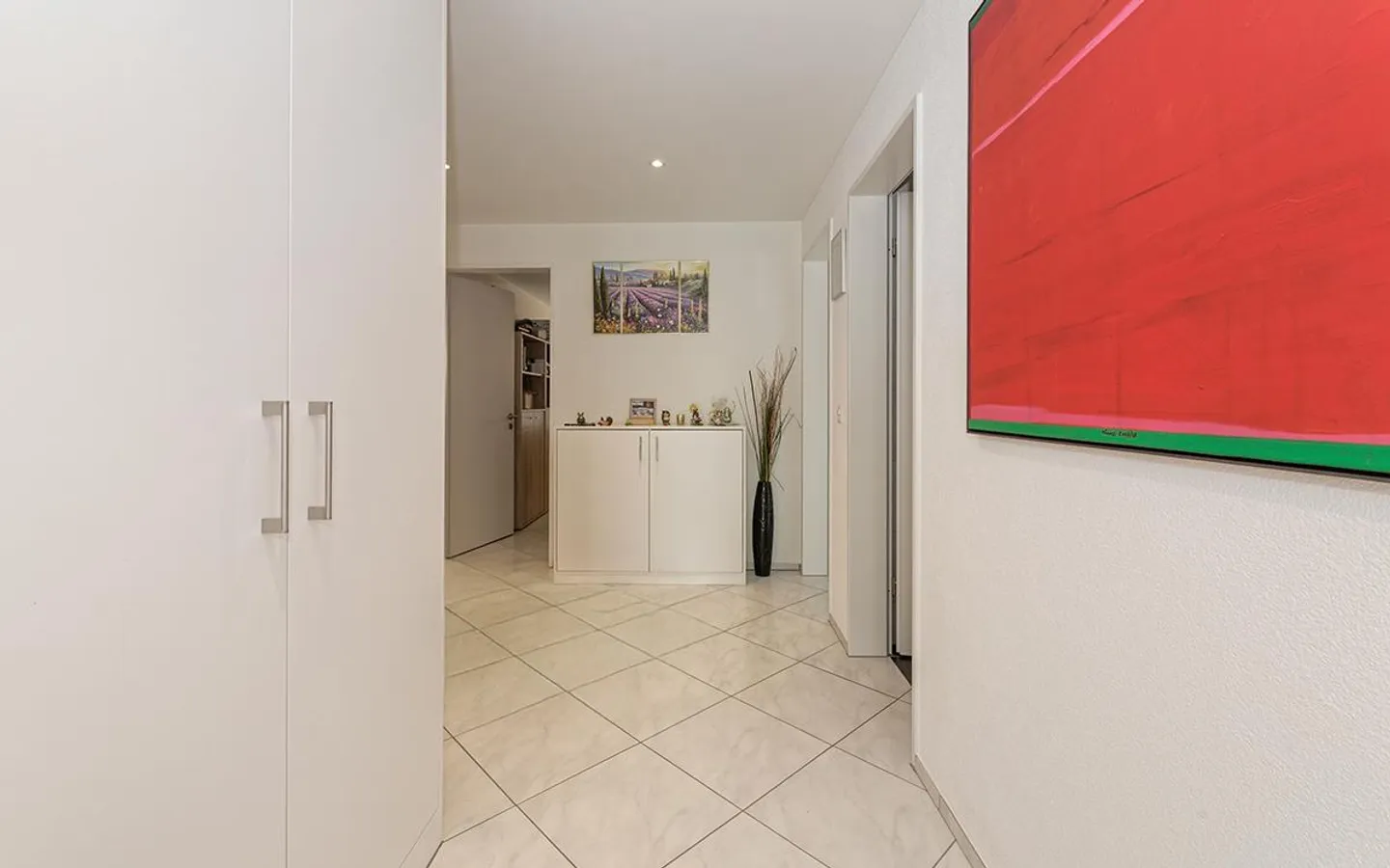Moderne, helle 4 1/2-Zimmer-Wohnung mit schöner Terrasse - Foto 3 von 18