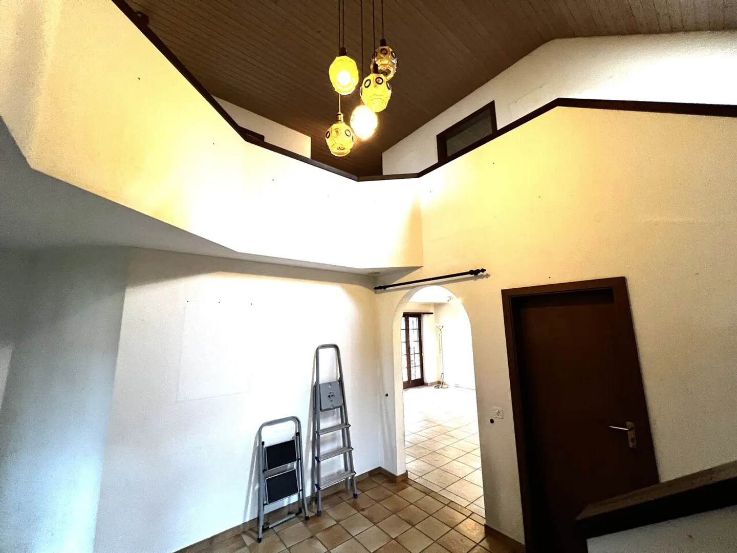 Maison de 6 pièces adaptée aux enfants avec grand jardin - Photo 10 sur 17