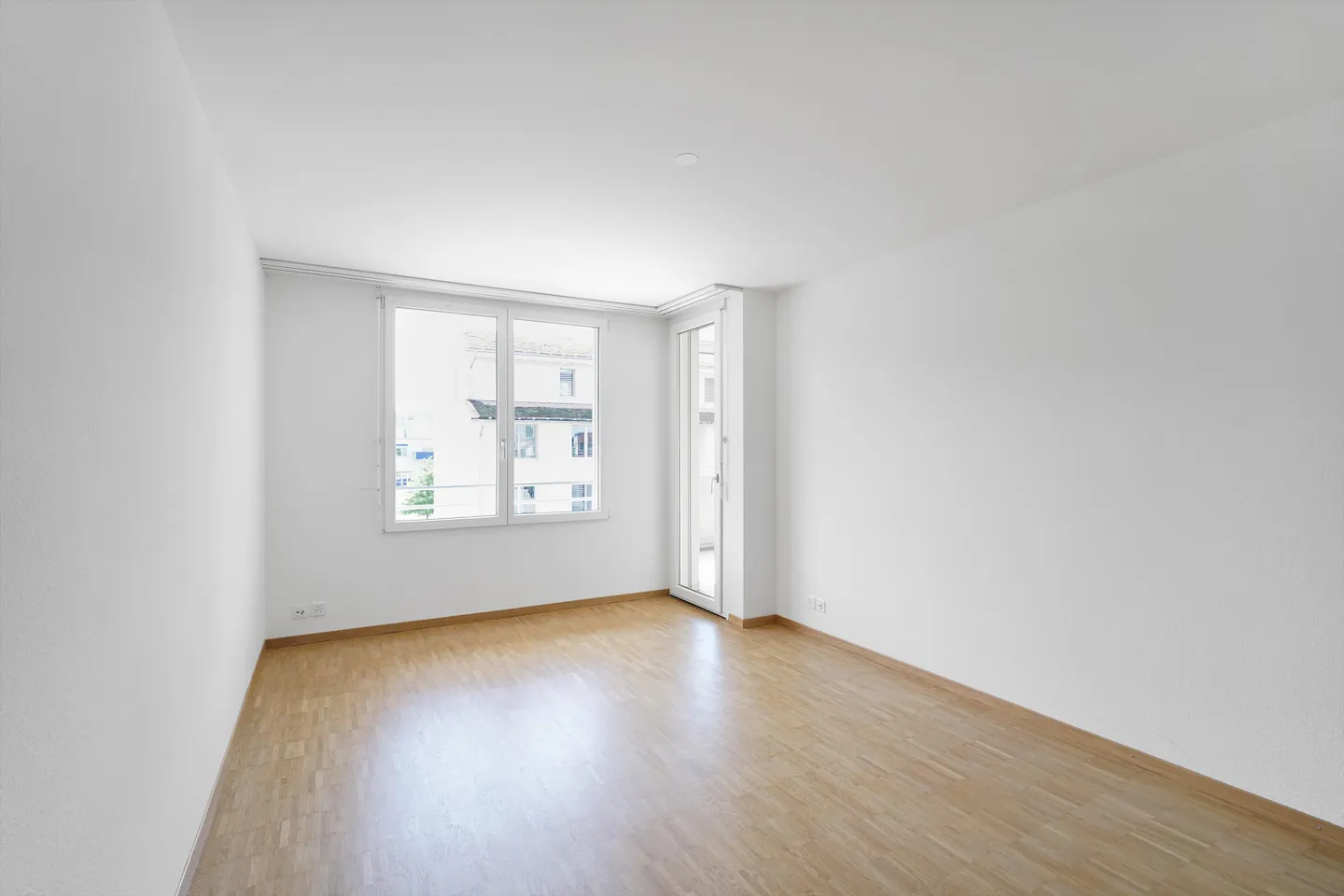 Family-friendly duplex apartment on Parkallee in Allschwil - Photo 5 of 5
